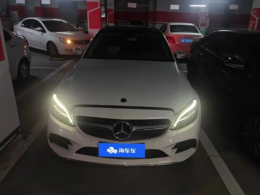 Mercedes-Benz C-Class 2020