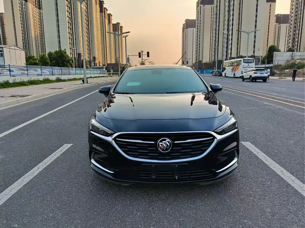 Buick LaCrosse 2020 — фото 2