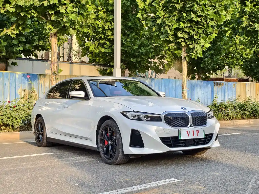 BMW i3 2025 — фото 3