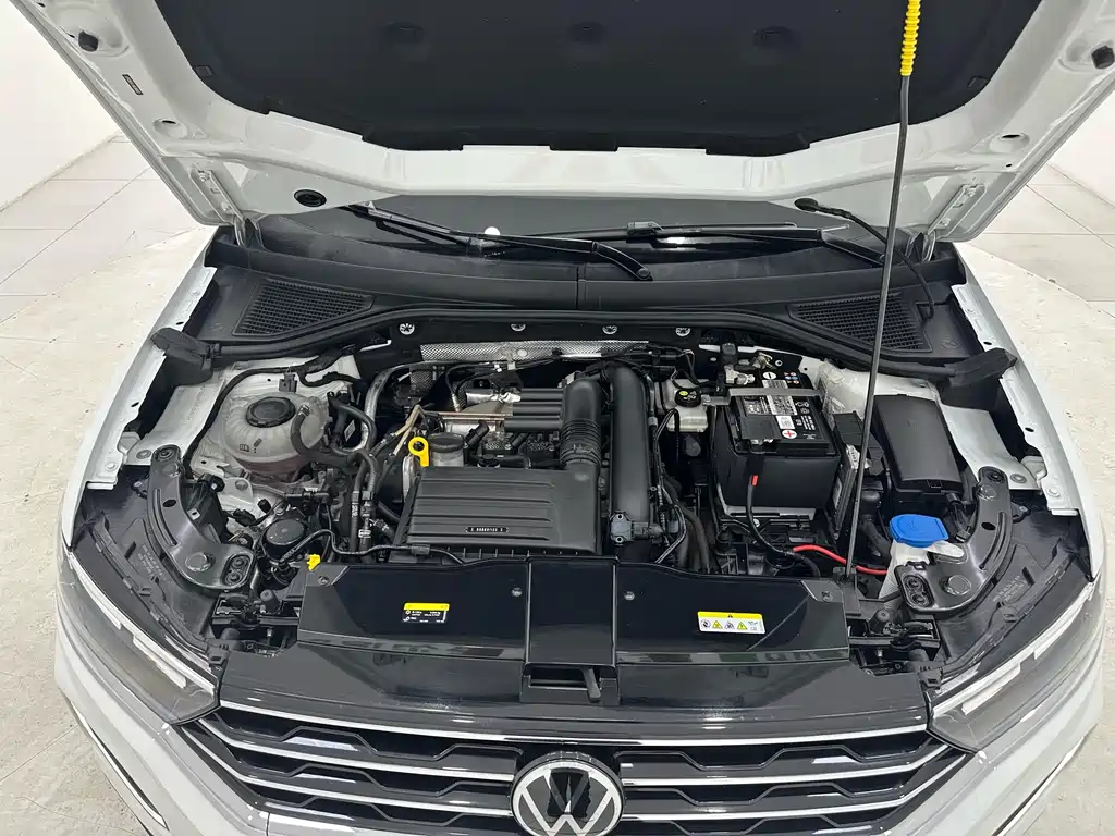 Volkswagen T-Roc 2022 — фото 18