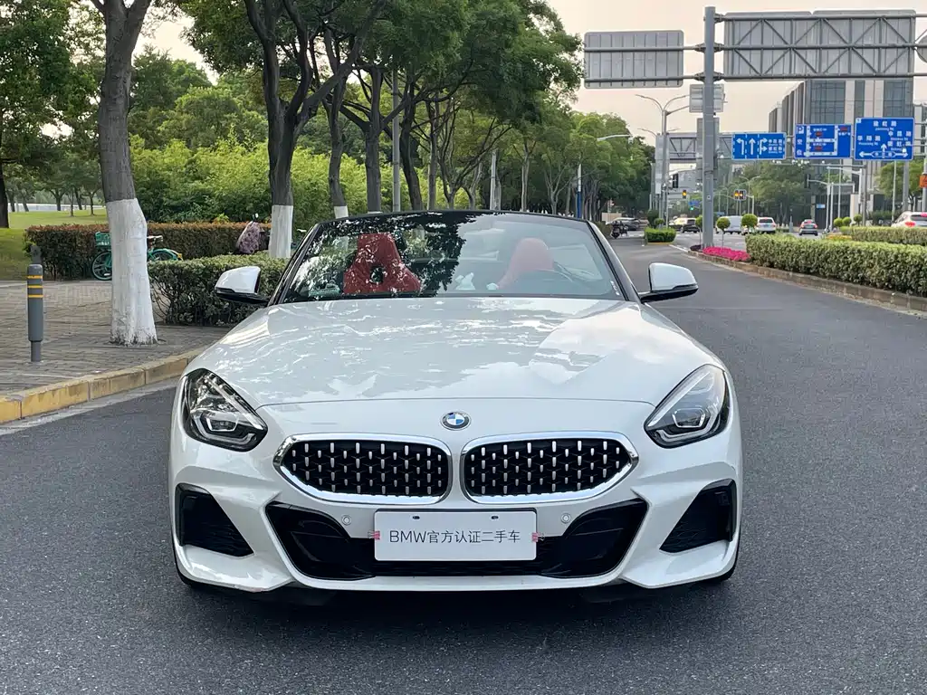 BMW Z4 2022 — фото 3