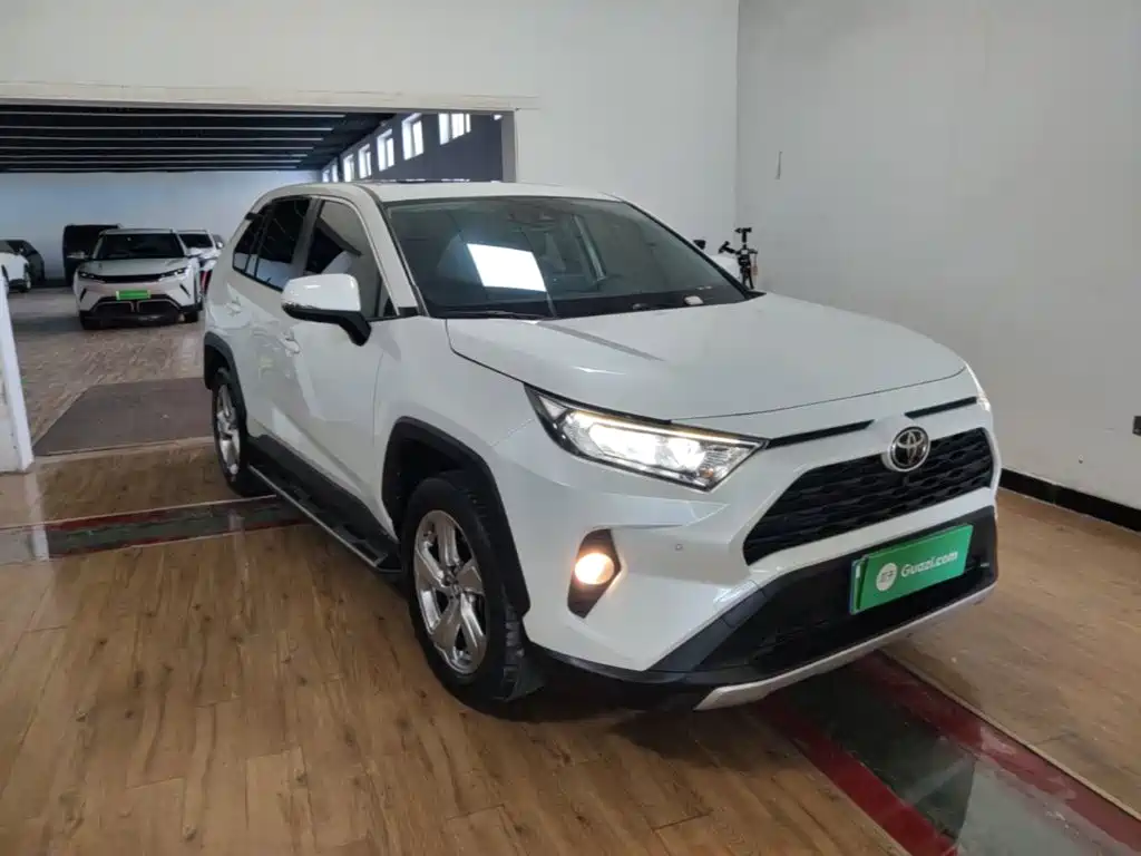 Toyota RAV4 2023