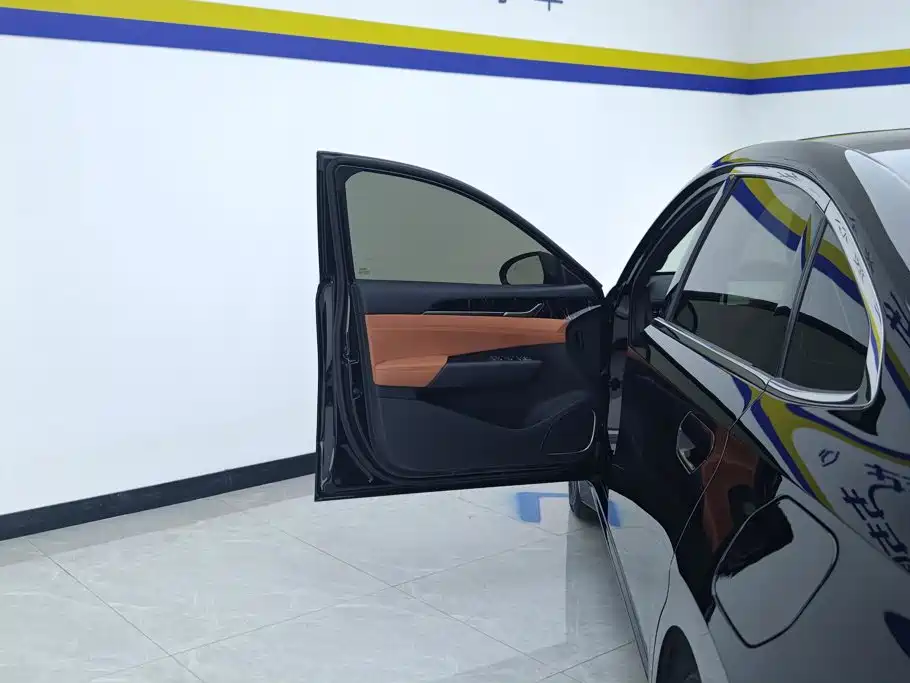 Wuling Starlight 2025