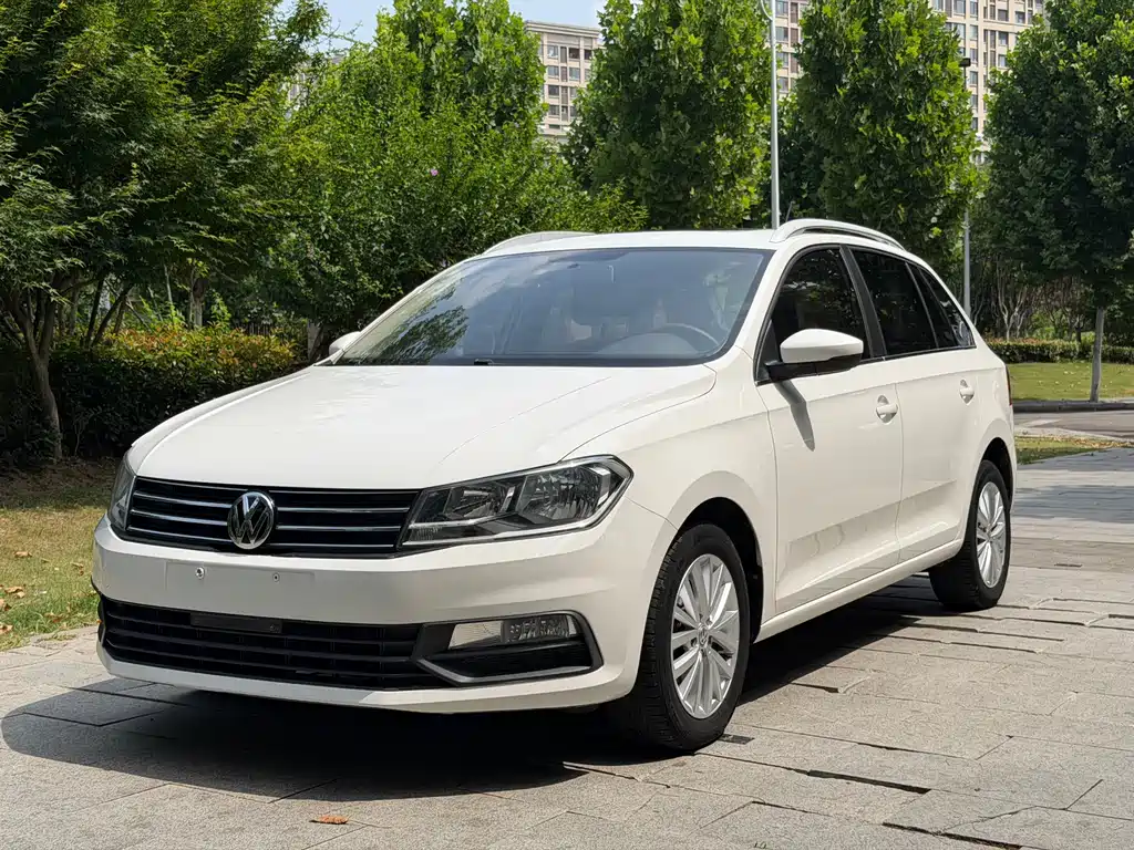 Volkswagen Santana 2017 — фото 1