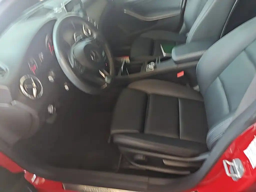 Mercedes-Benz CLA 2016 — фото 15