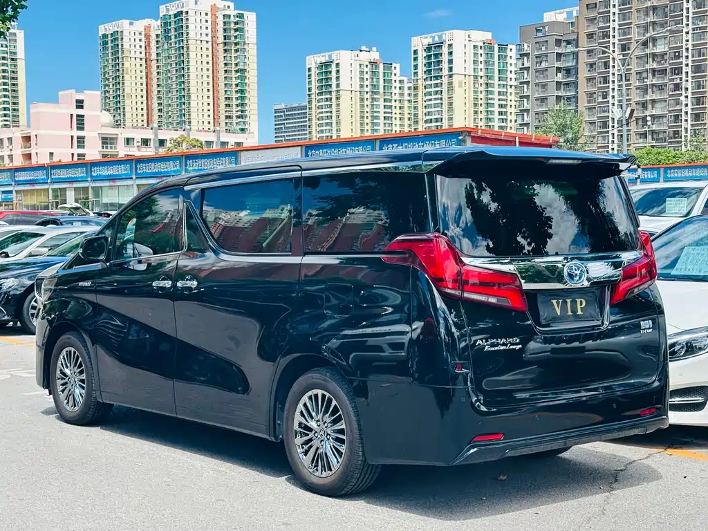 Toyota Alphard 2020
