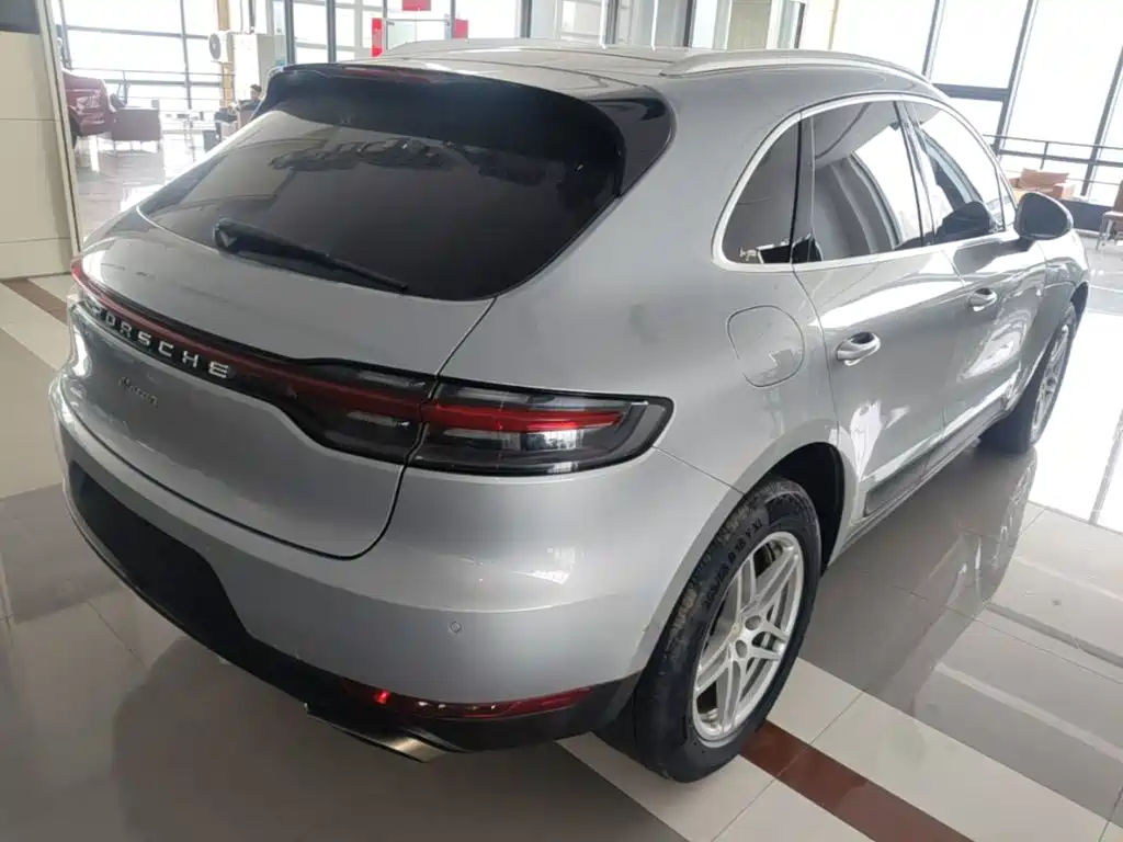 Porsche Macan 2020 — фото 7