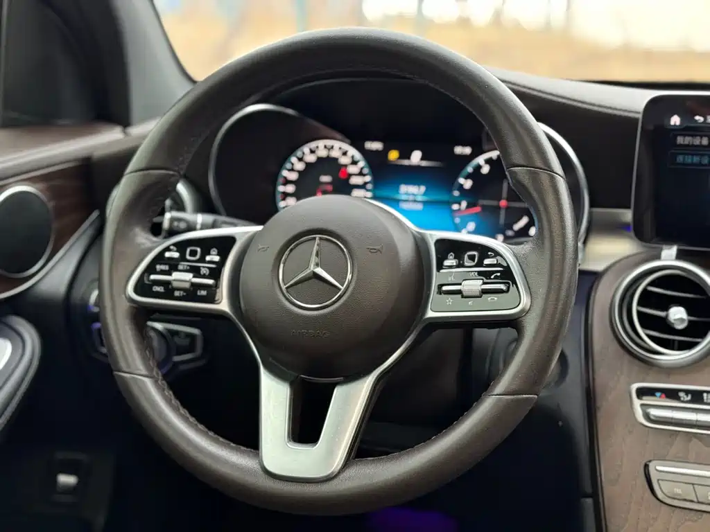 Mercedes-Benz GLC 2020 — фото 8