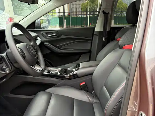 MG MG5 2022