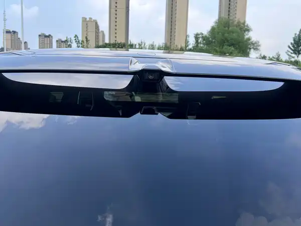 Xiaomi YU7 2025