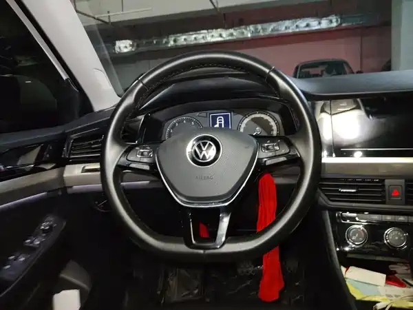 Volkswagen Bora 2021