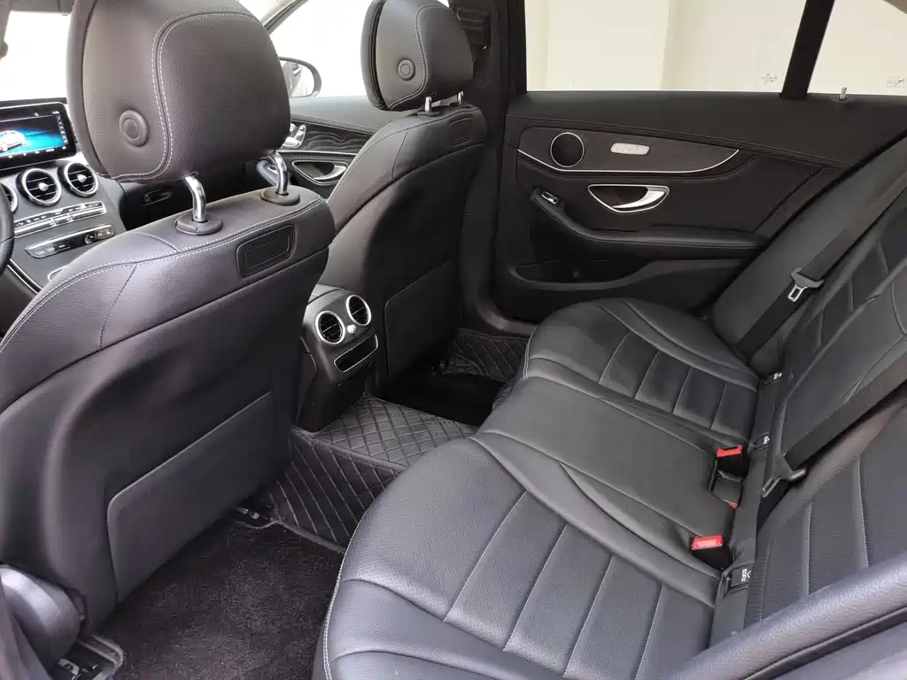 Mercedes-Benz C-Class 2019 — фото 8