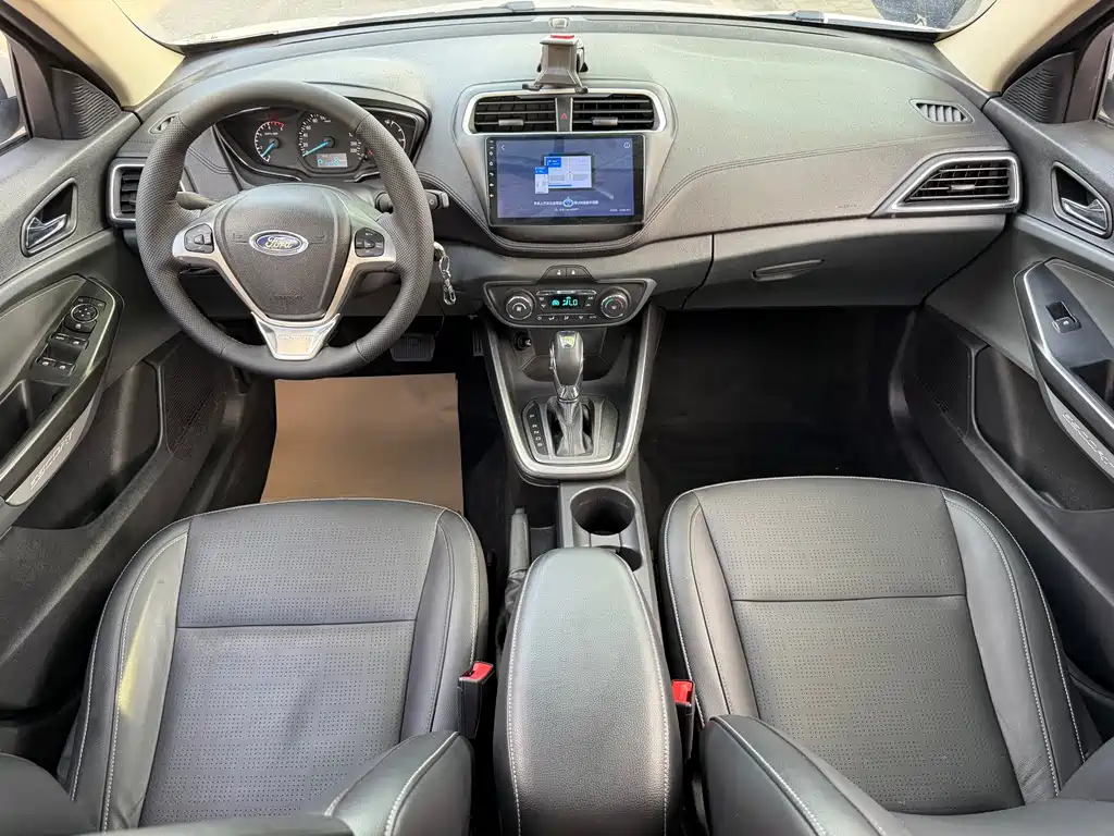 Ford Forrest 2015