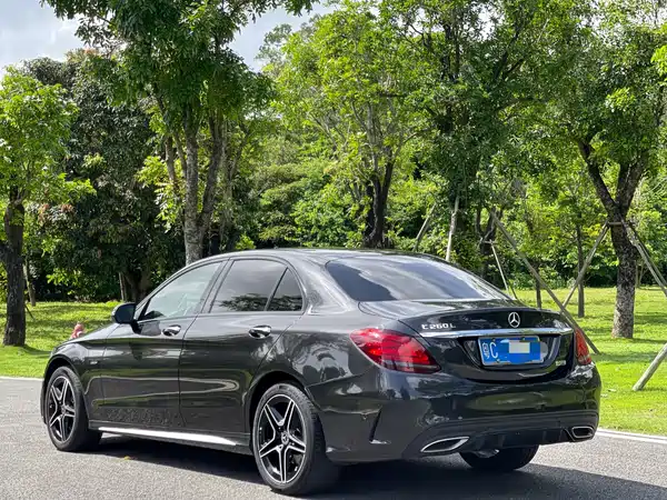 Mercedes-Benz C-Class 2021
