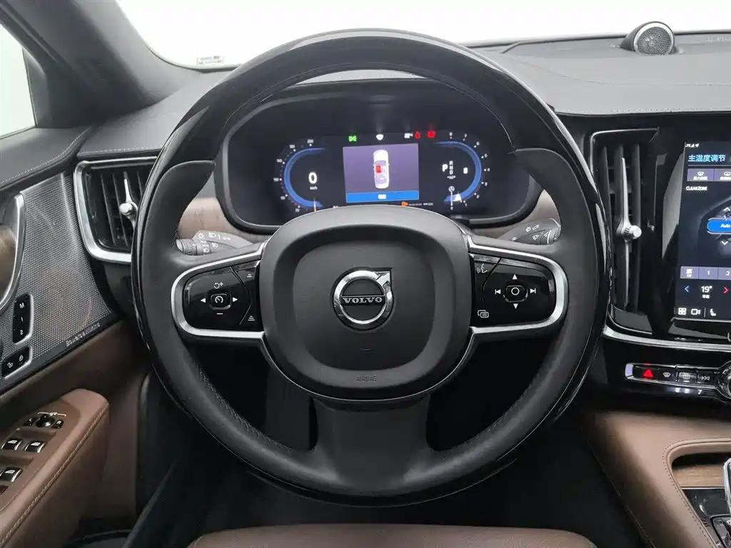 Volvo S90 2023 — фото 11