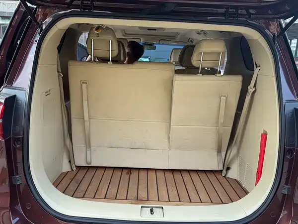 Buick GL8 2023