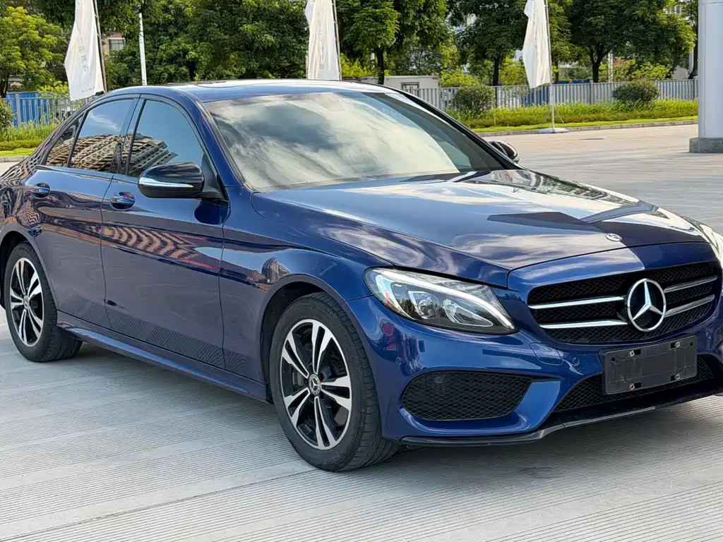 Mercedes-Benz C-Class 2018
