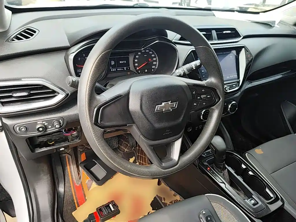 Chevrolet Tracker 2021 — фото 11