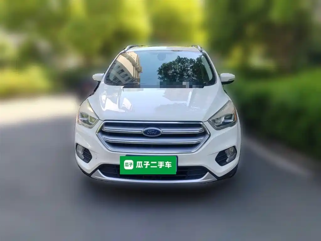 Ford Kuga 2017 — фото 24