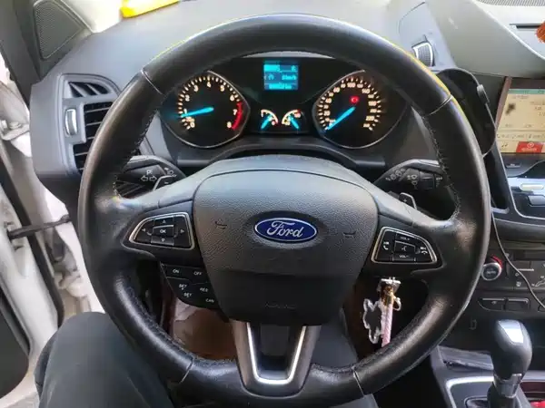 Ford Kuga 2017