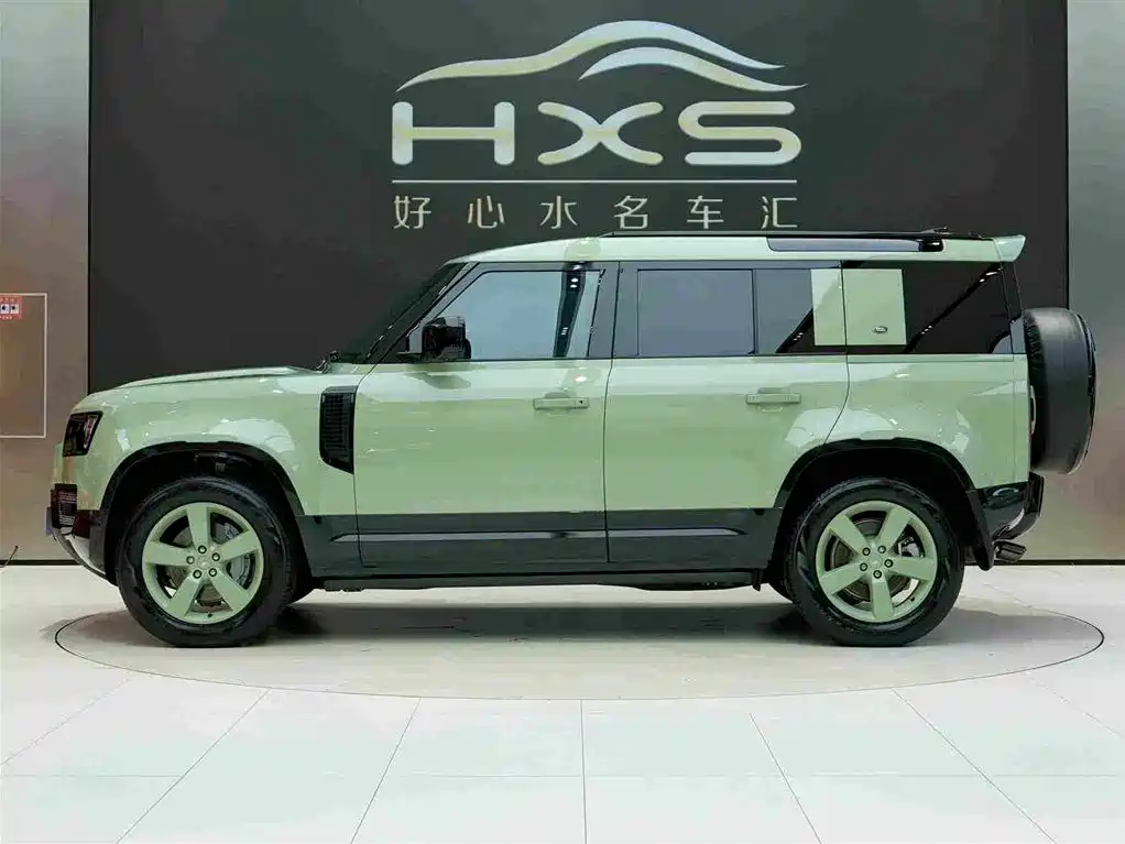 Land Rover Defender 2023 — фото 3