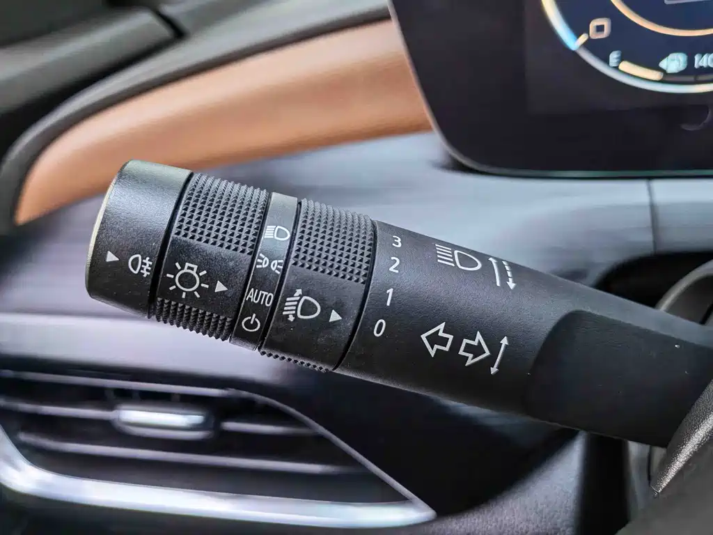 Buick Verano 2022 — фото 19