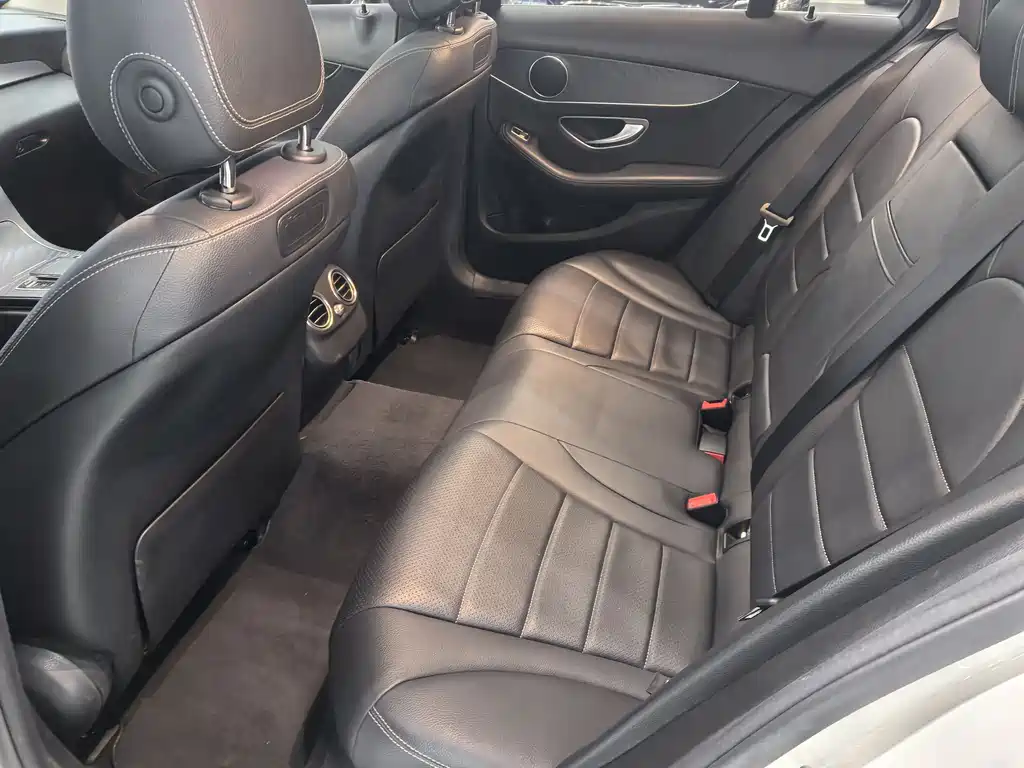 Mercedes-Benz C-Class 2019 — фото 9