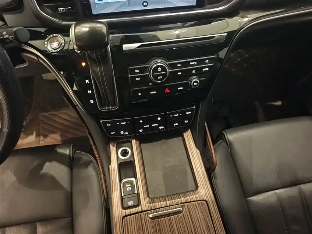 GAC Motor Trumpchi M8 2020 — фото 14