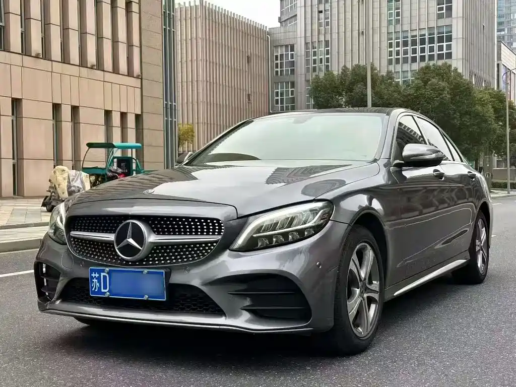 Mercedes-Benz C-Class 2020