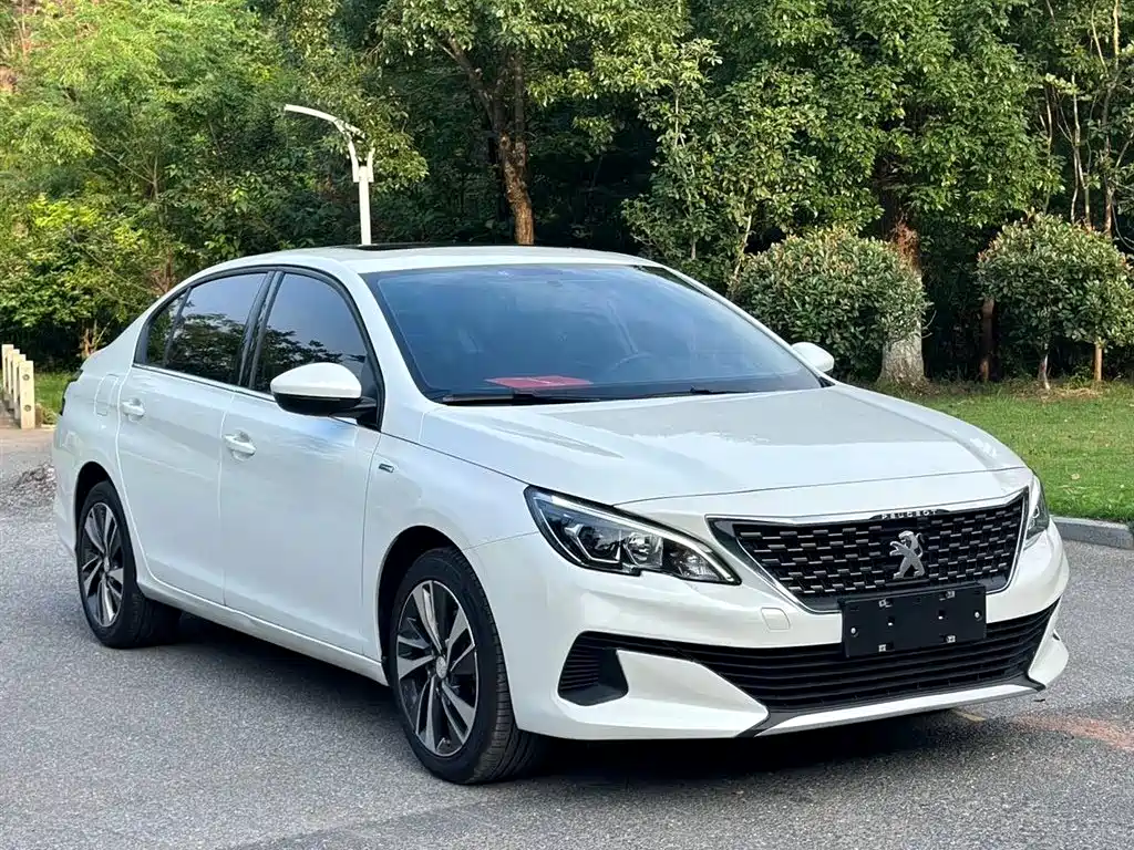 Peugeot 408 2019 — фото 3