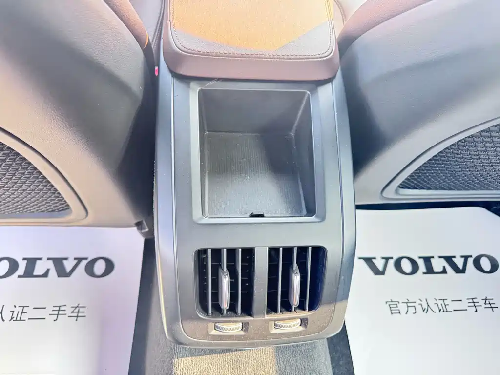 Volvo S90 2024 — фото 12