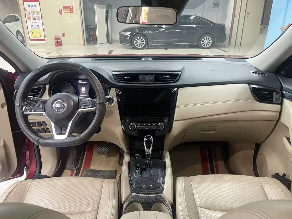 Nissan X-Trail 2017 — фото 12