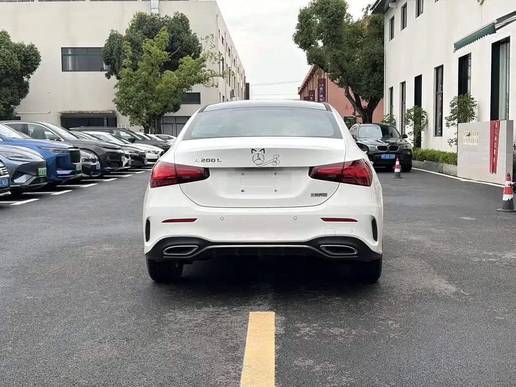 Mercedes-Benz A-Class 2023 — фото 9