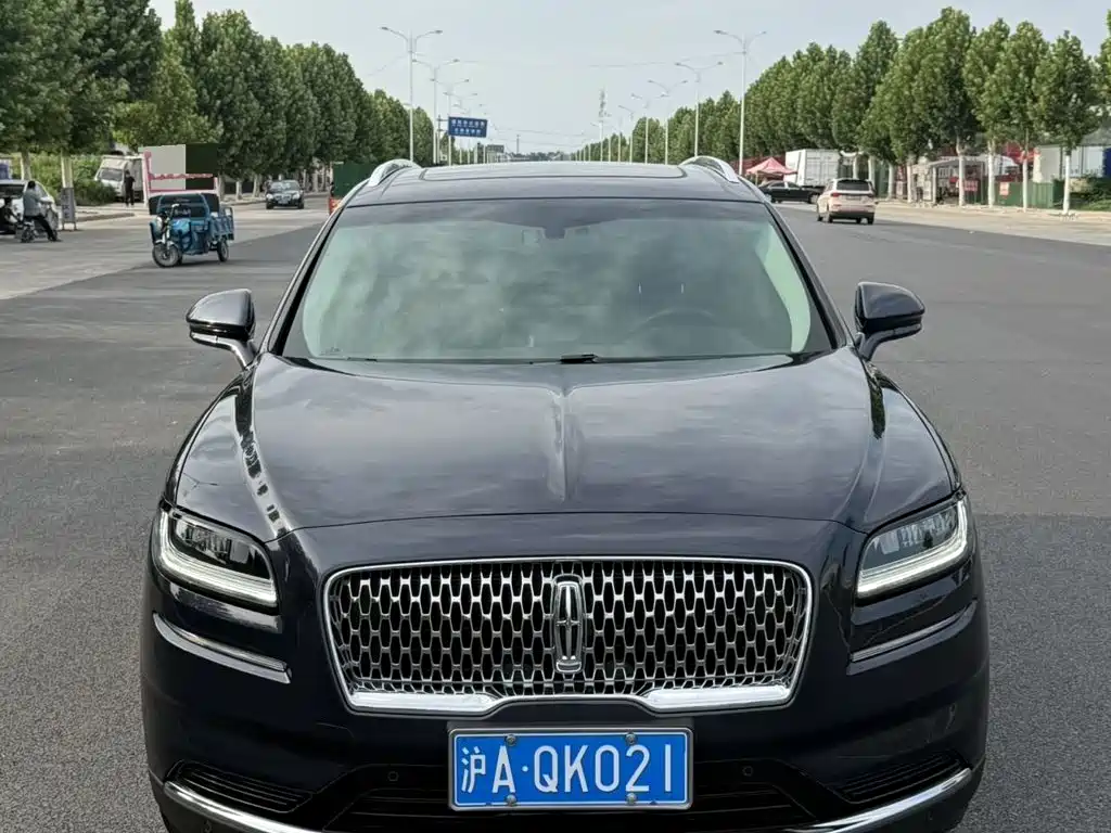 Lincoln Nautilus 2021