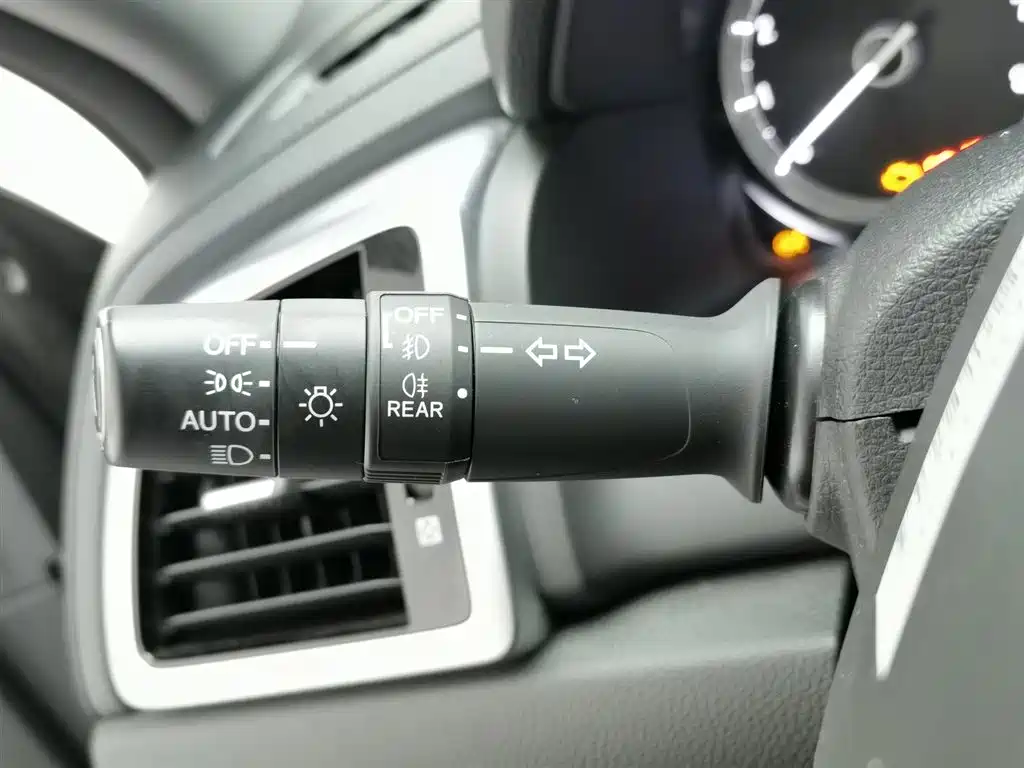 Honda UR-V 2017 — фото 21