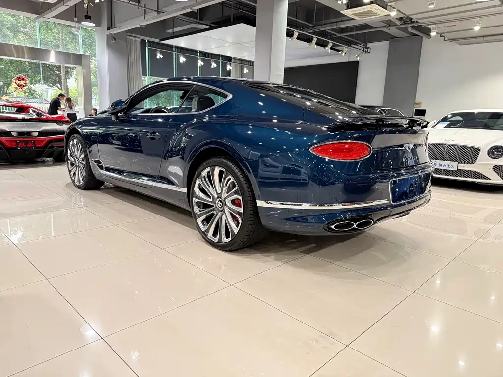 Bentley Continental 2023