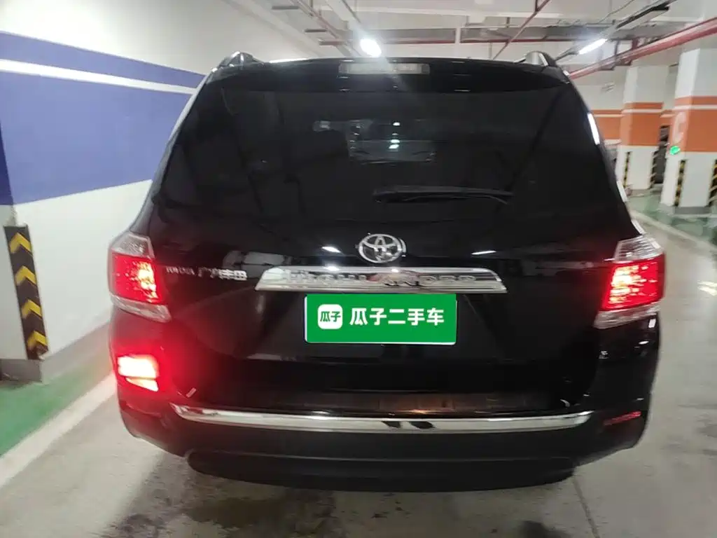 Toyota Highlander 2015 — фото 6