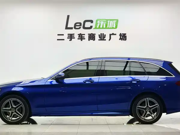 Mercedes-Benz C-Class 2020