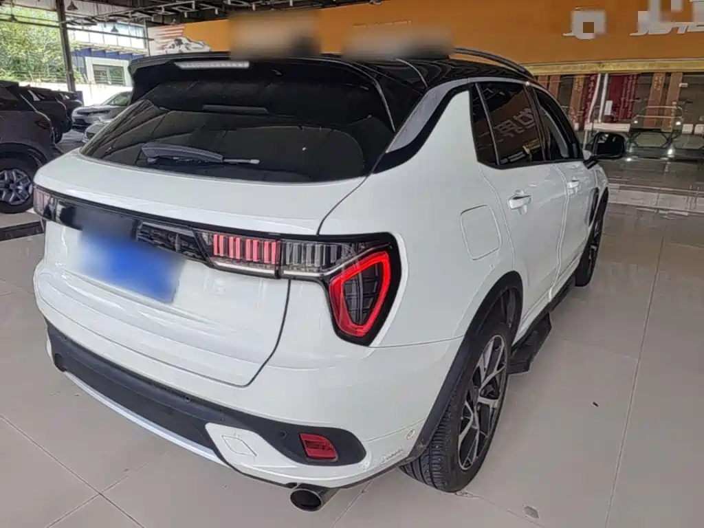 Lynk & Co 01 2018