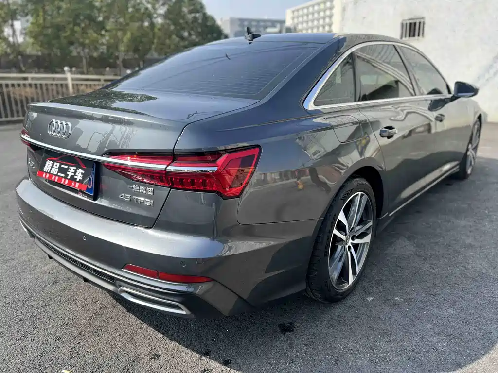 Audi A6L 2019 — фото 23
