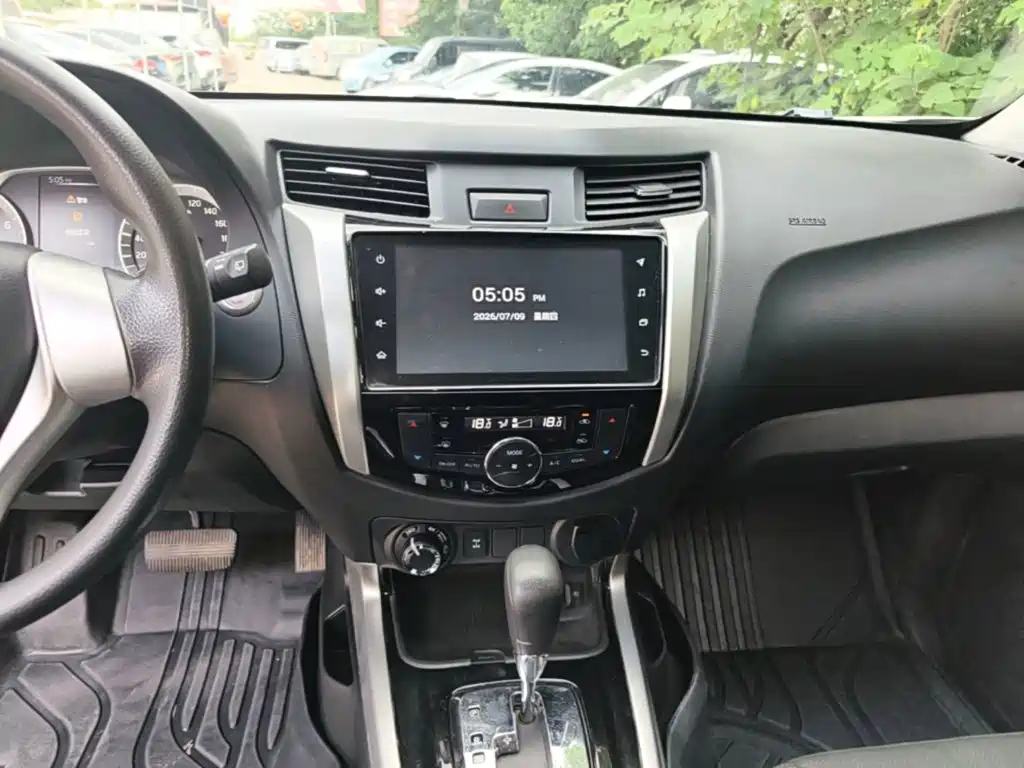 Nissan Terra 2022 — фото 13