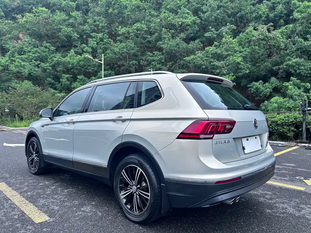 Volkswagen Tiguan L 2019 — фото 28