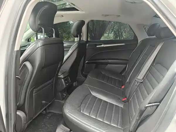 Ford Mondeo 2014
