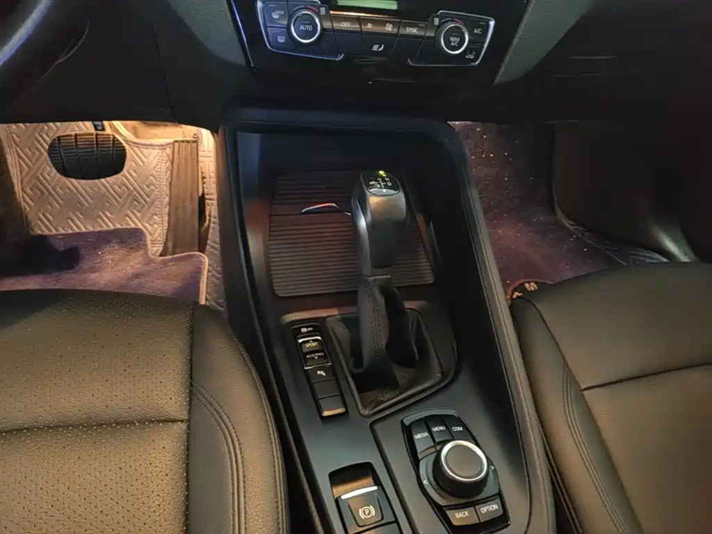 BMW X1 2018 — фото 10