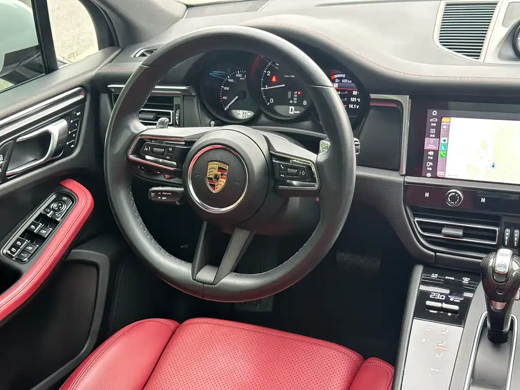 Porsche Macan 2022 — фото 13