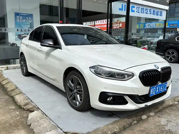 BMW 1 Series 2018