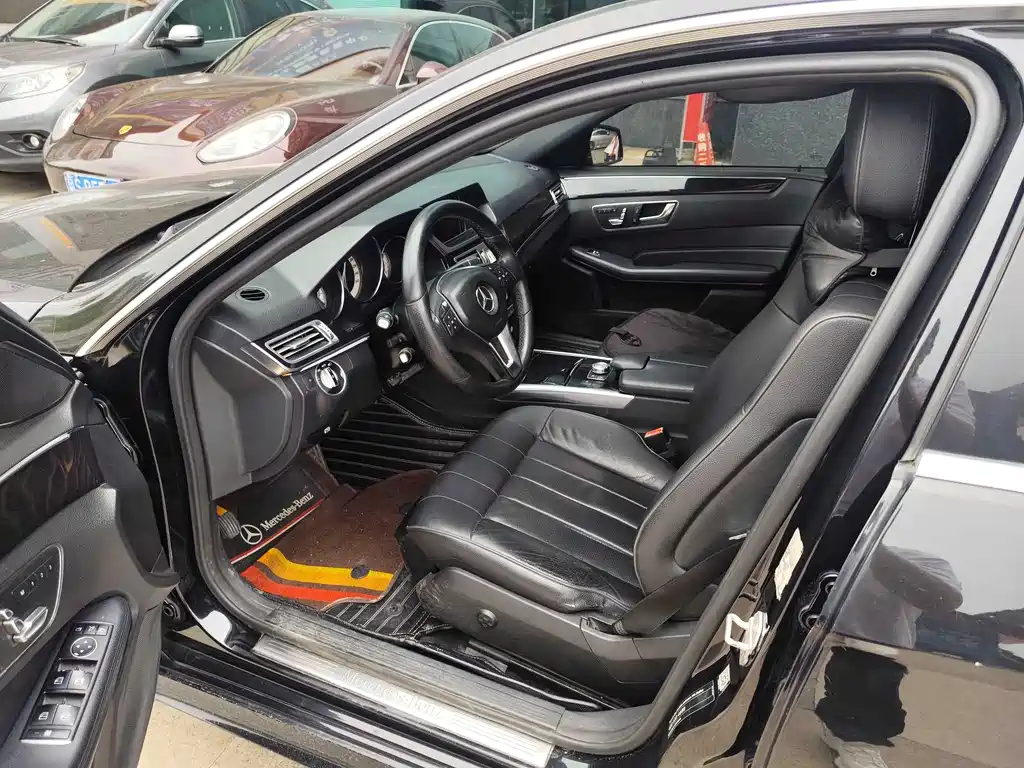 Mercedes-Benz E-Class 2015 — фото 4