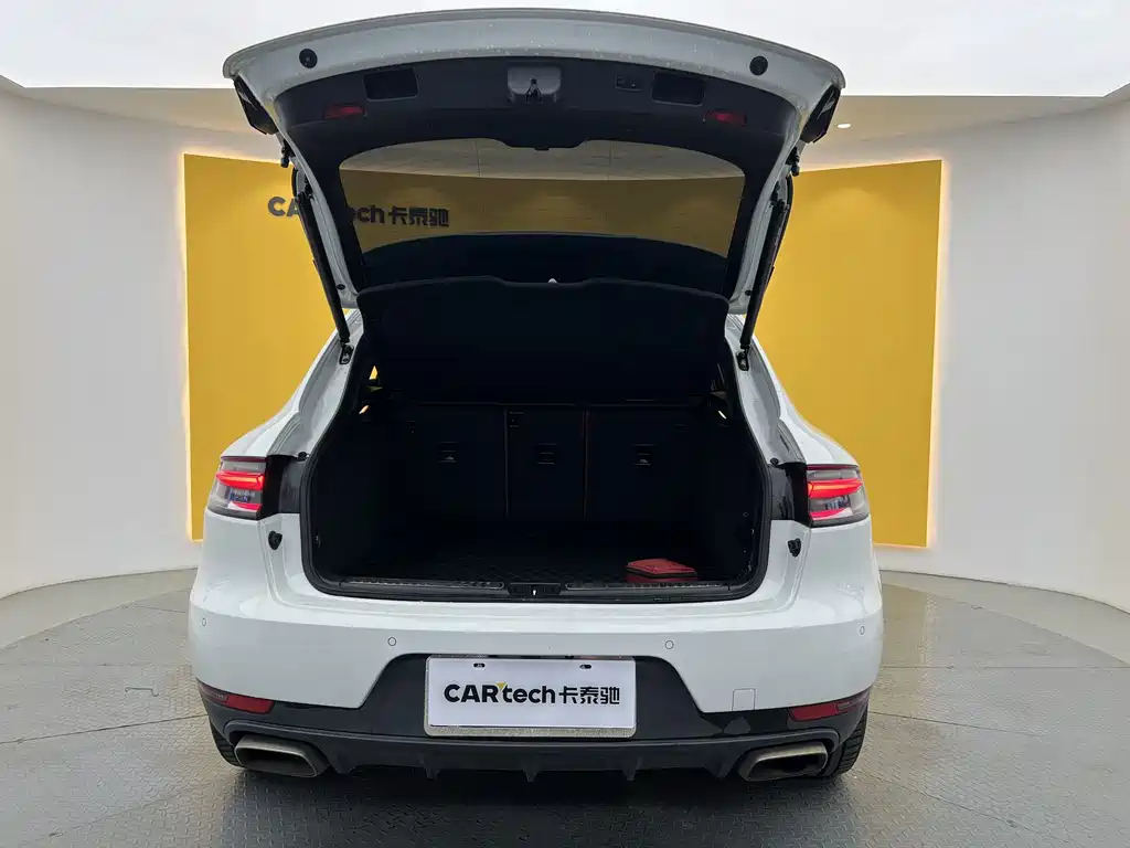 Porsche Macan 2021 — фото 25