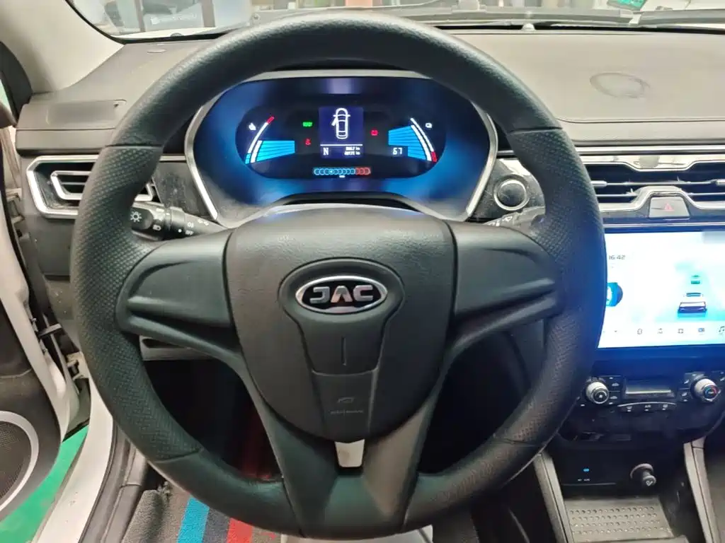 JAC iEVA50 2024