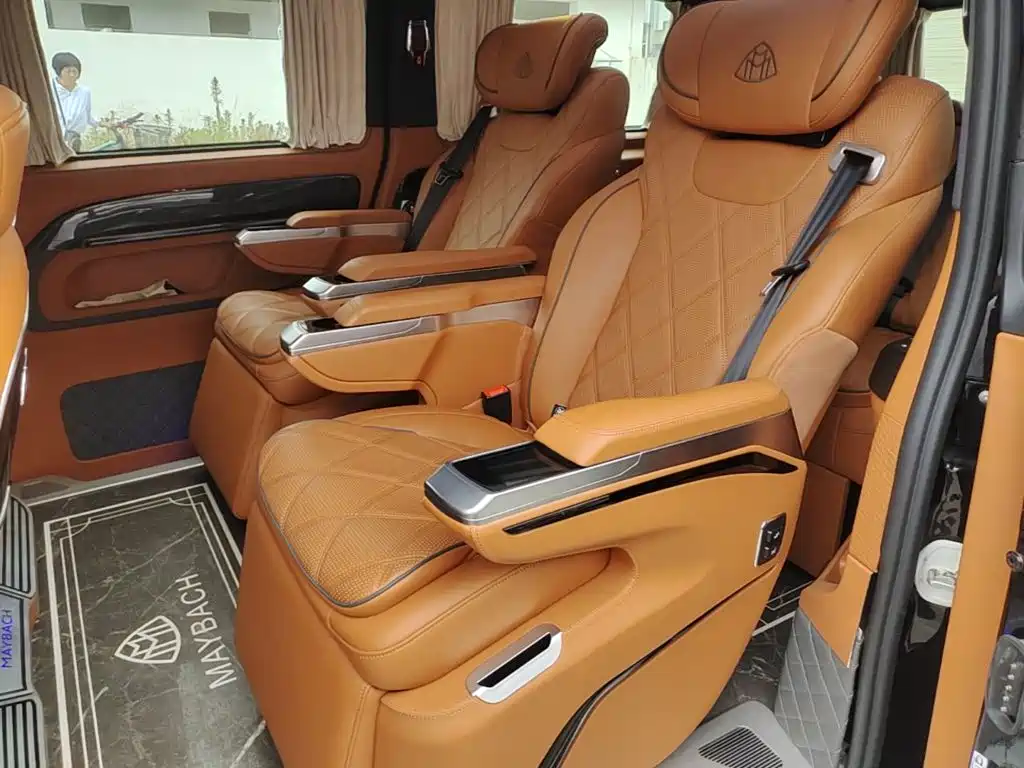 Mercedes-Benz Vito 2023 — фото 17